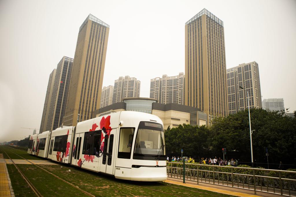 Guangzhou Yi Long International Apartment Exteriör bild